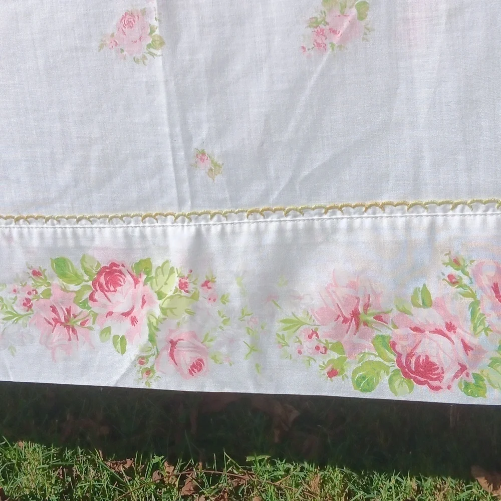 2 vintage pink green Springmaid in USA double flat sheets